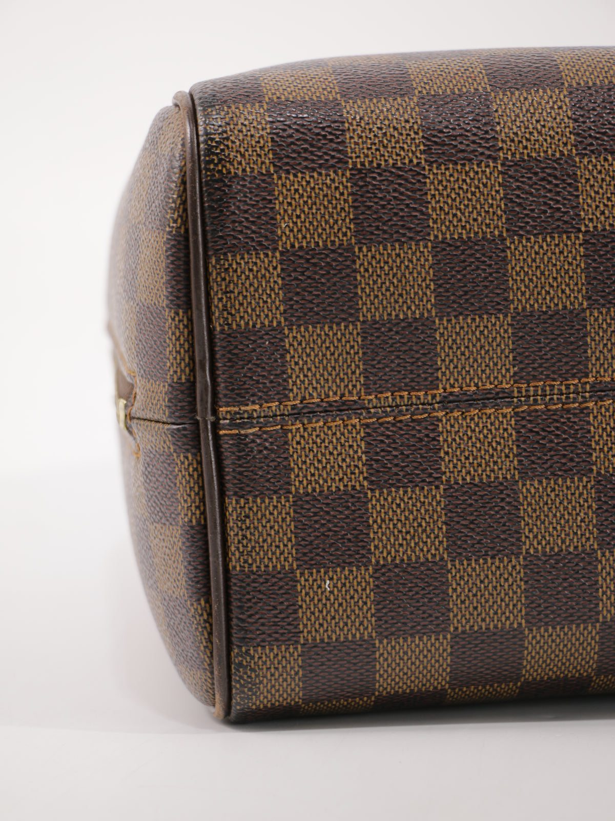 Louis Vuitton Nolita