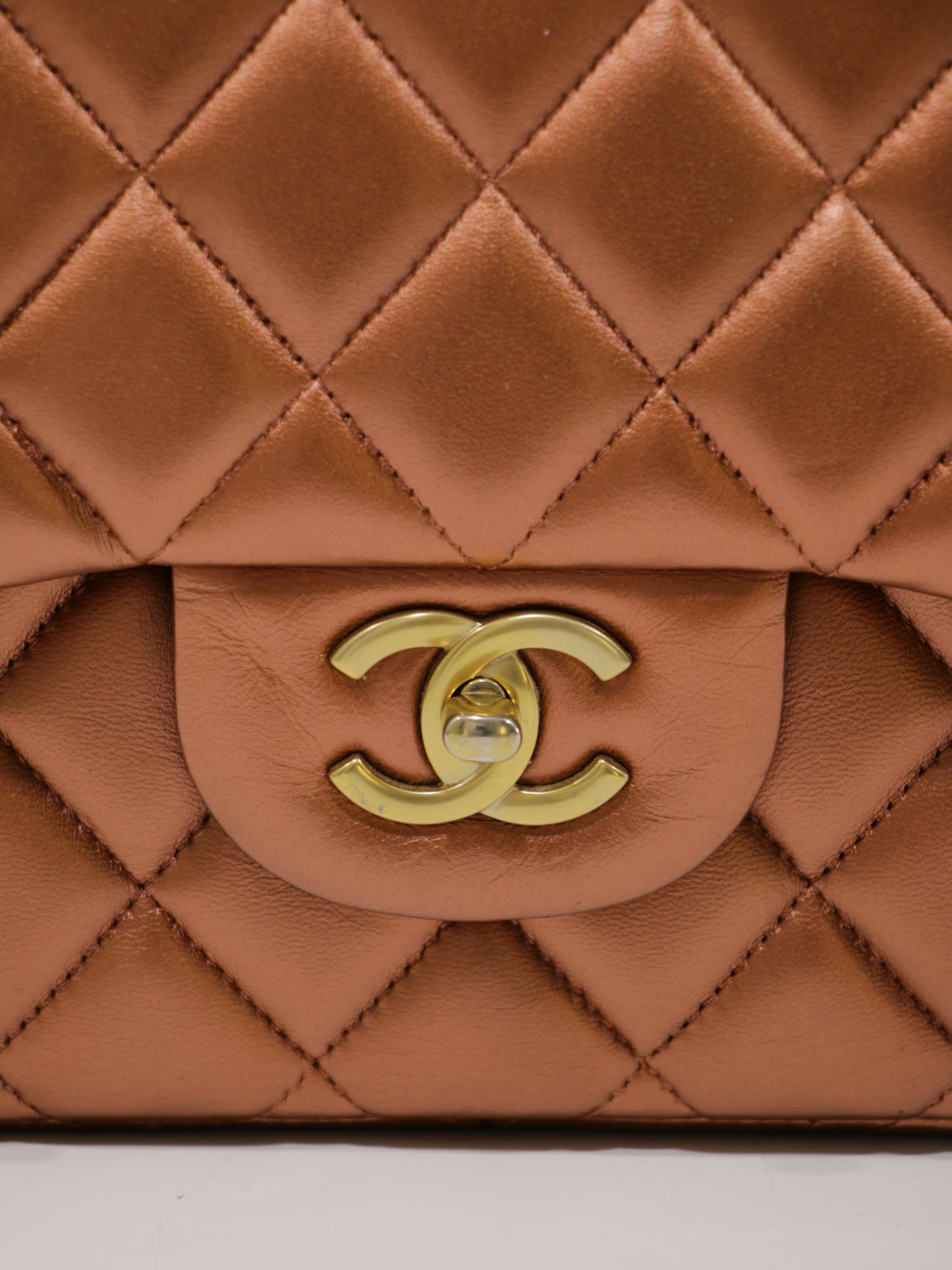 Jumbo Classic Flap
