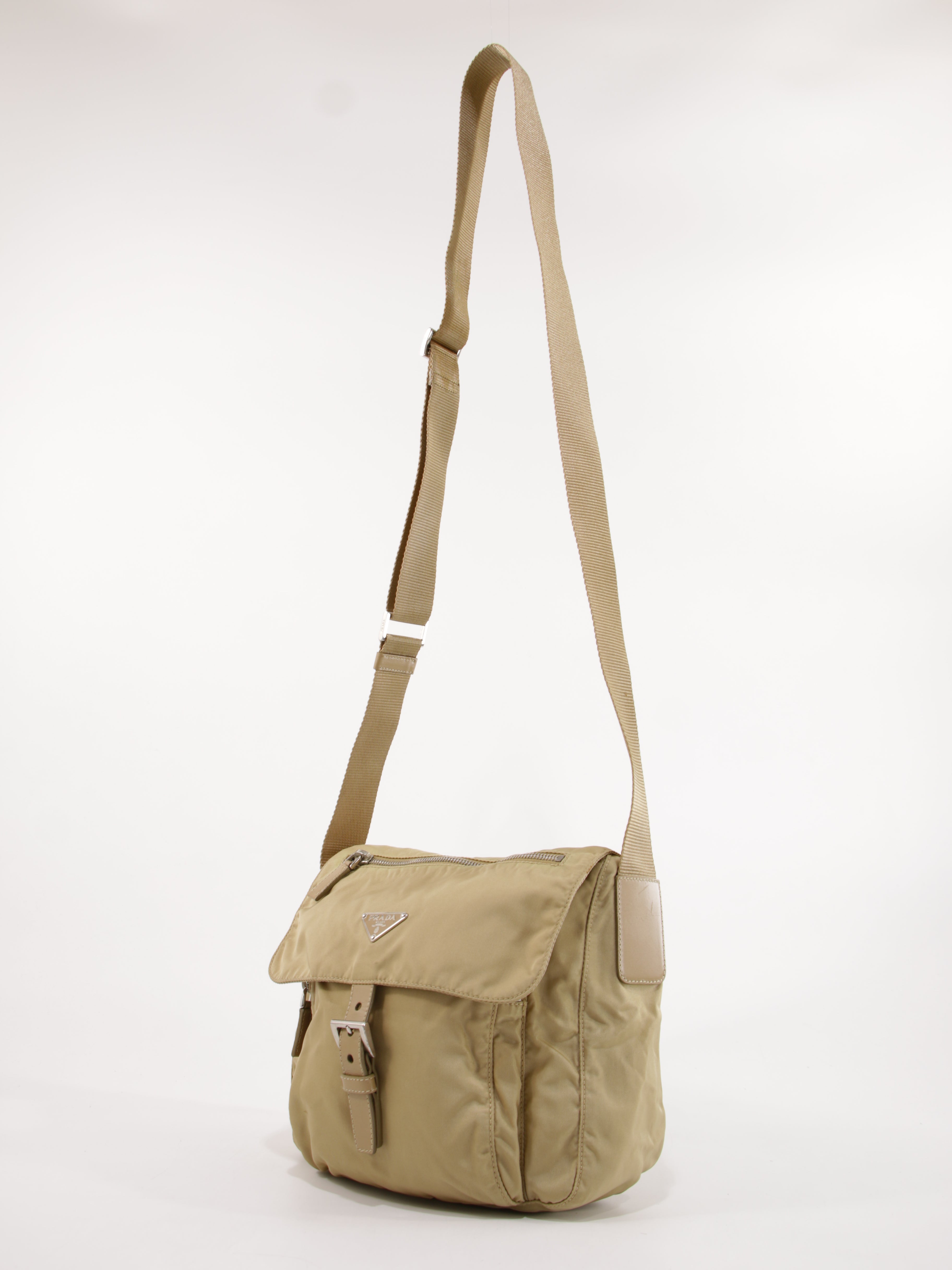 Single Buckle Messenger