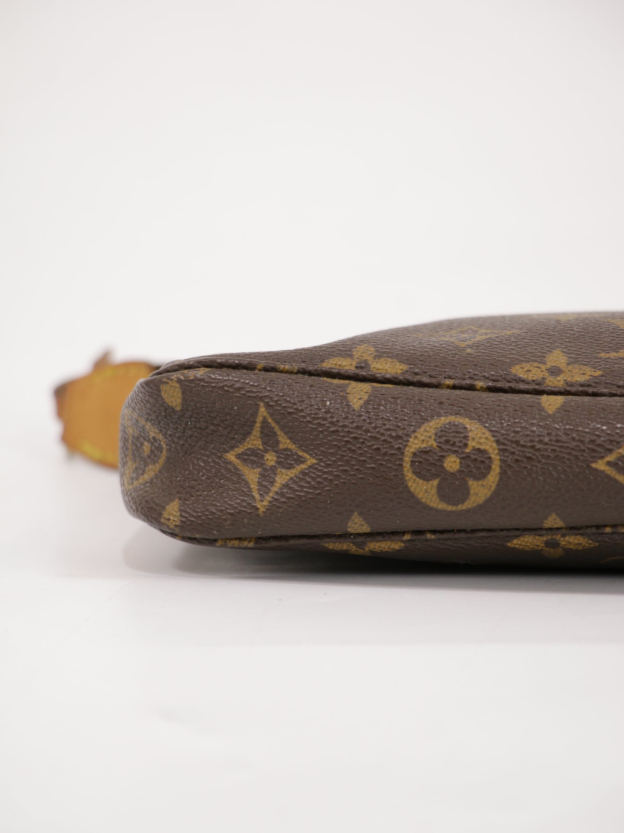 Accessories pochette