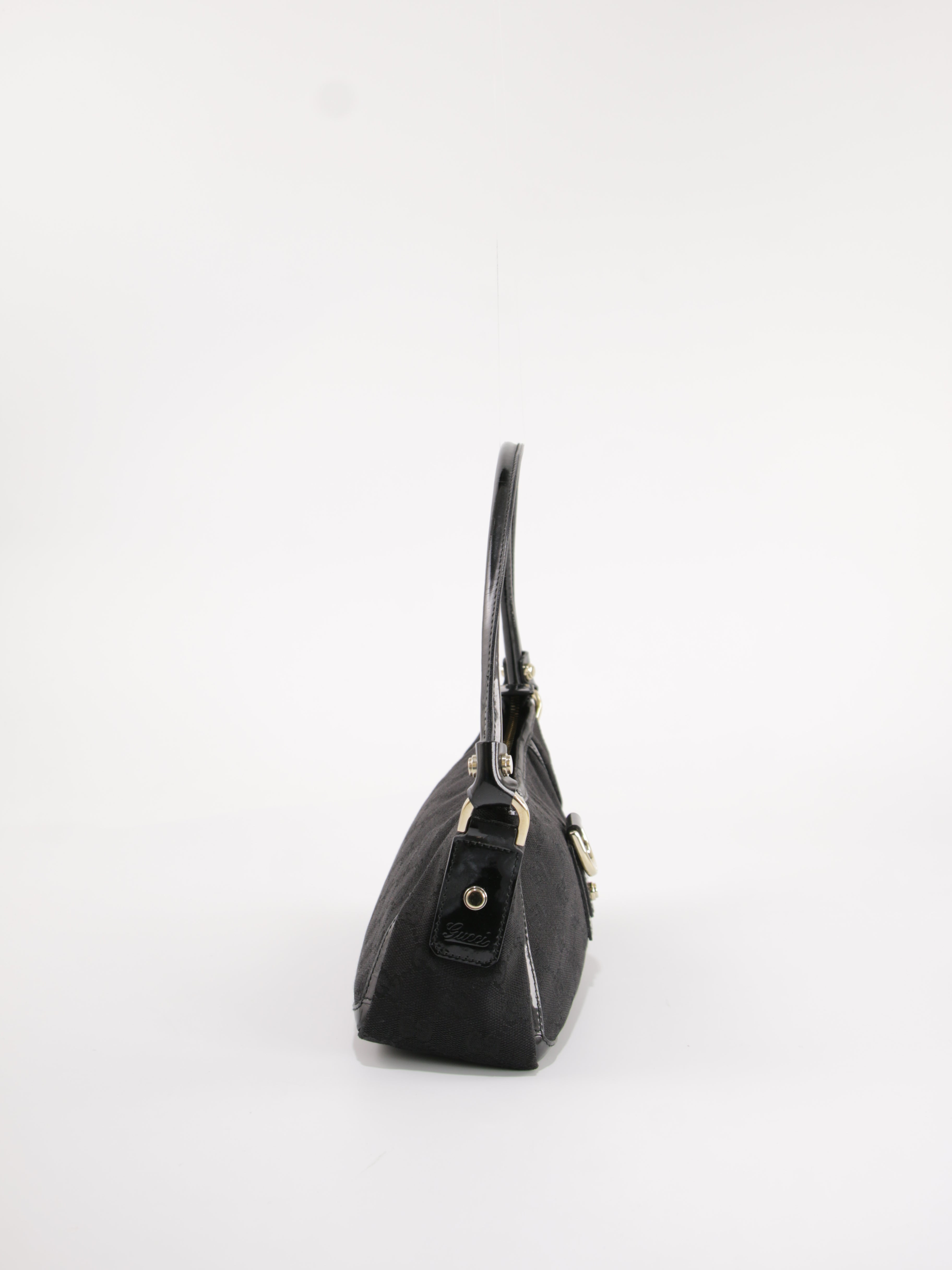 Abbey D-Ring Pochette