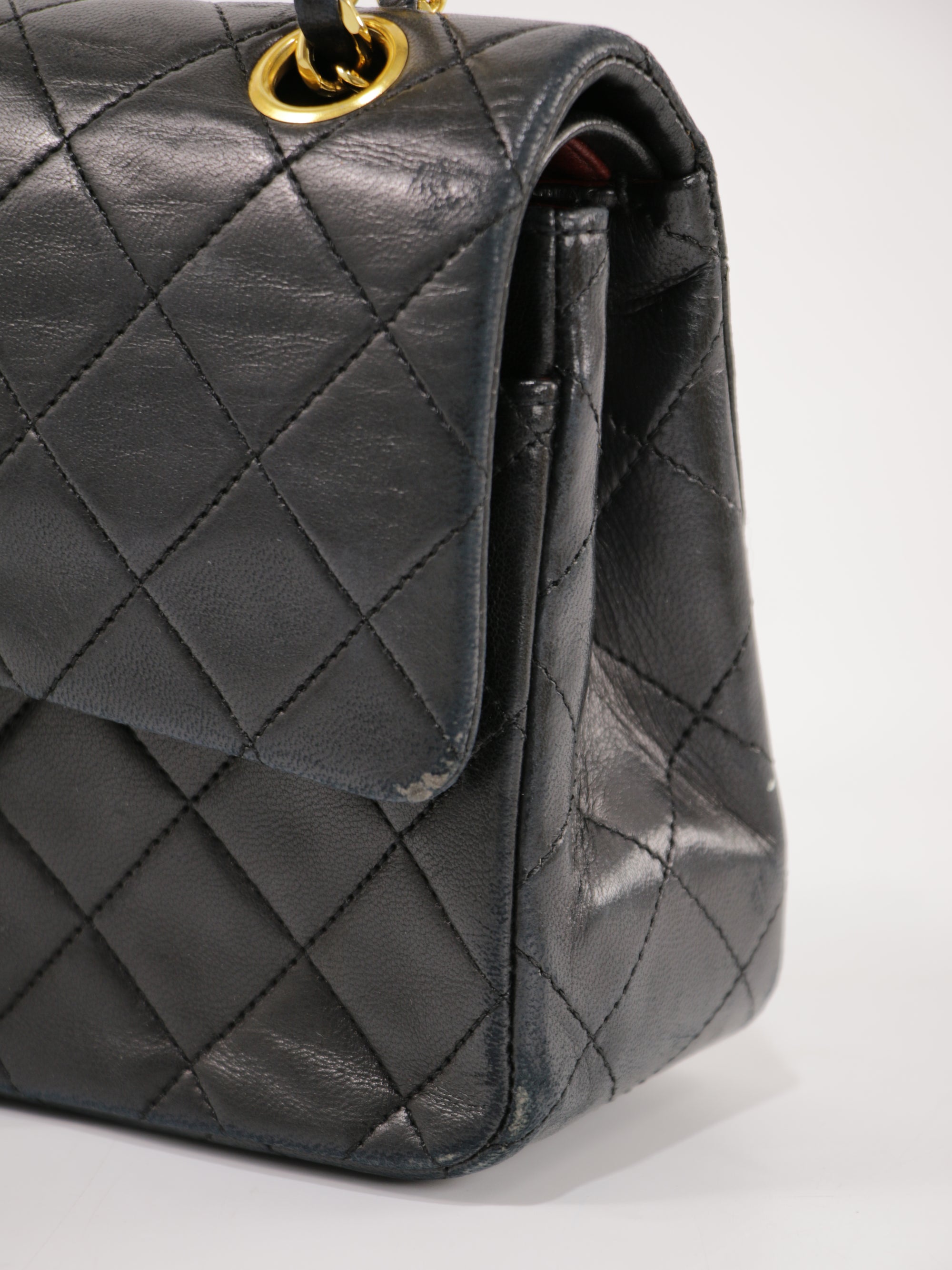 Small Classic Flap