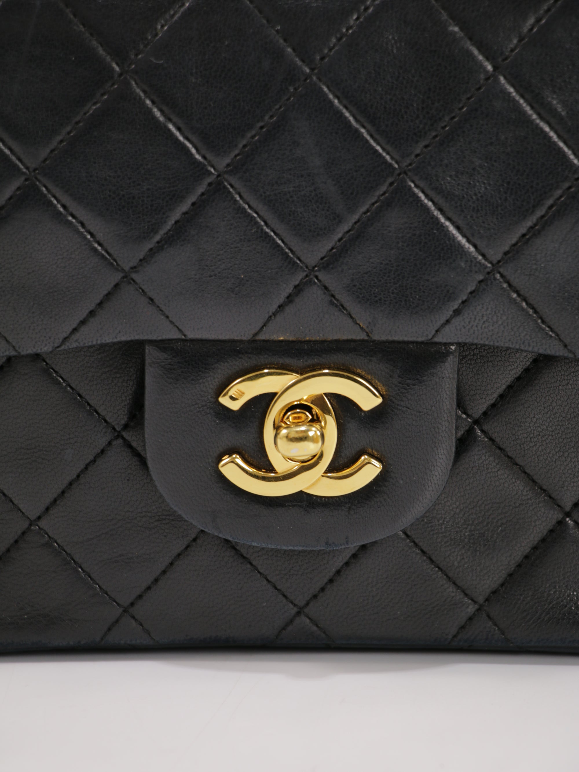 Small Classic Flap