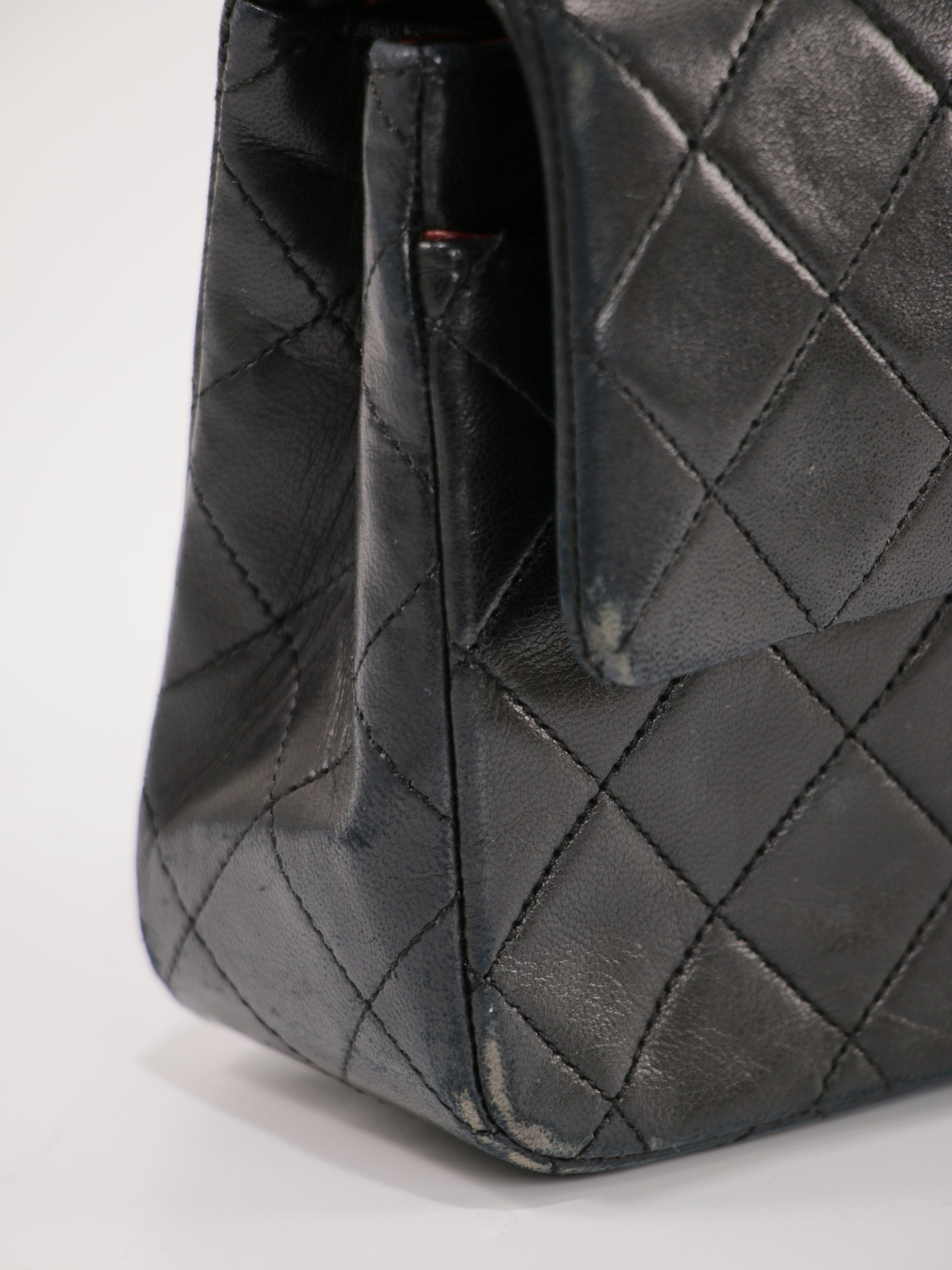 Small Classic Flap