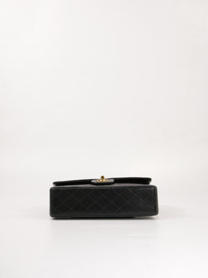 Medium Classic Flap