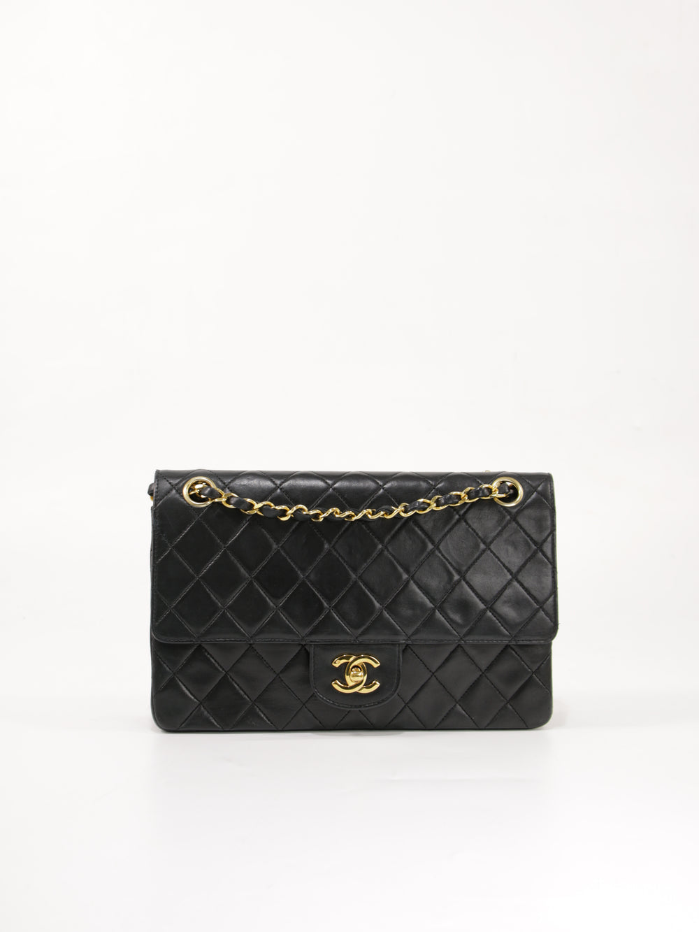 Medium Classic Flap