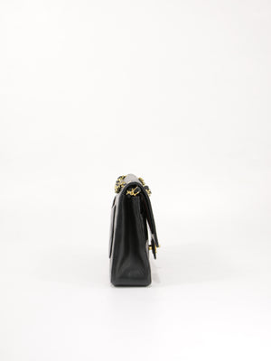 Medium Classic Flap