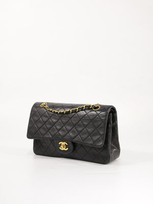 Medium Classic Flap