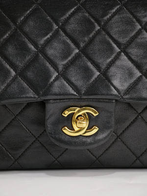 Medium Classic Flap