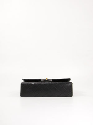 Medium Classic Flap