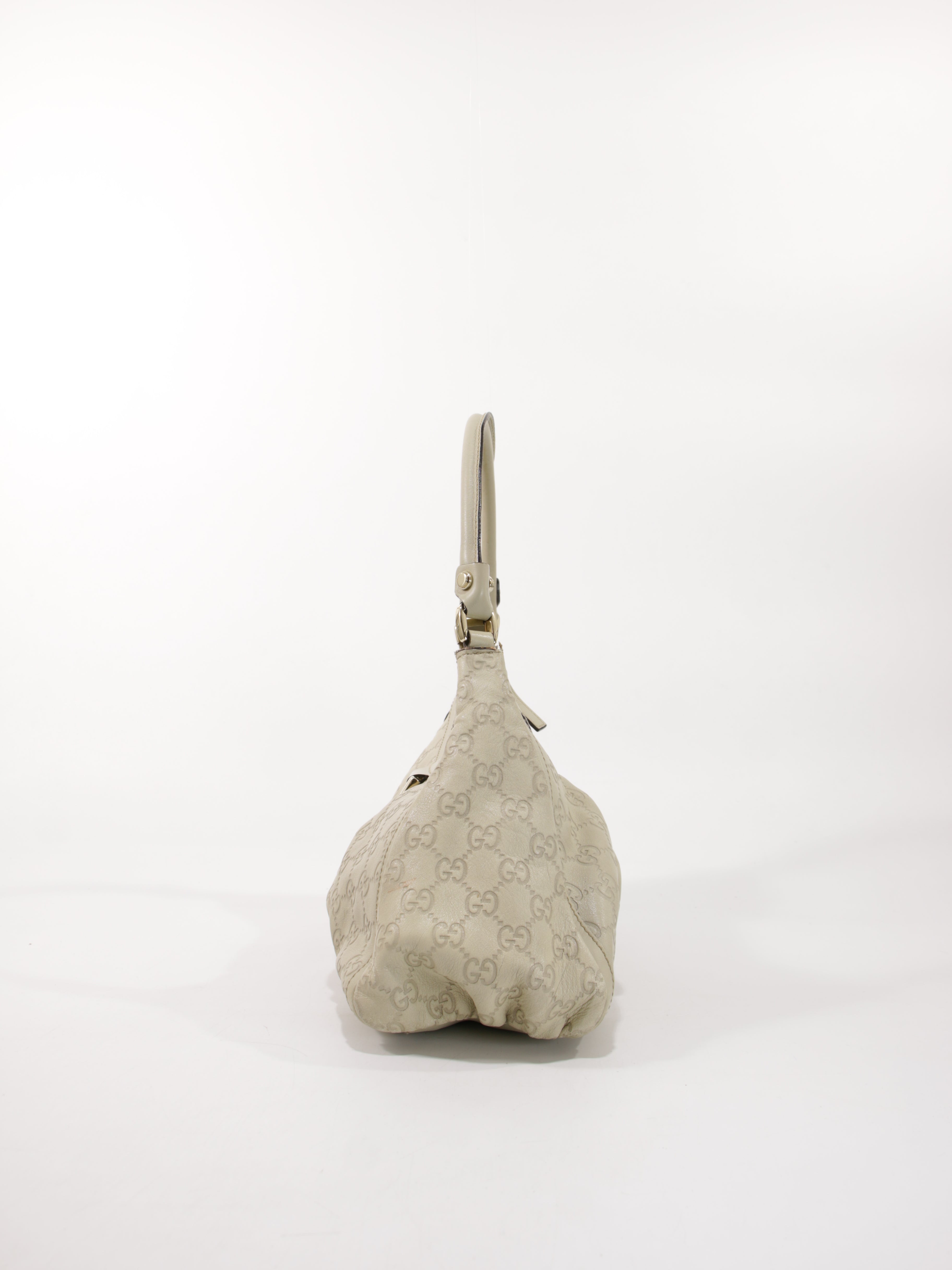 Abbey D-Ring Small