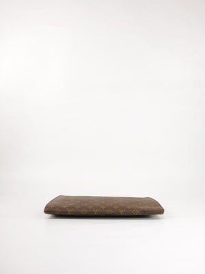 Pouch