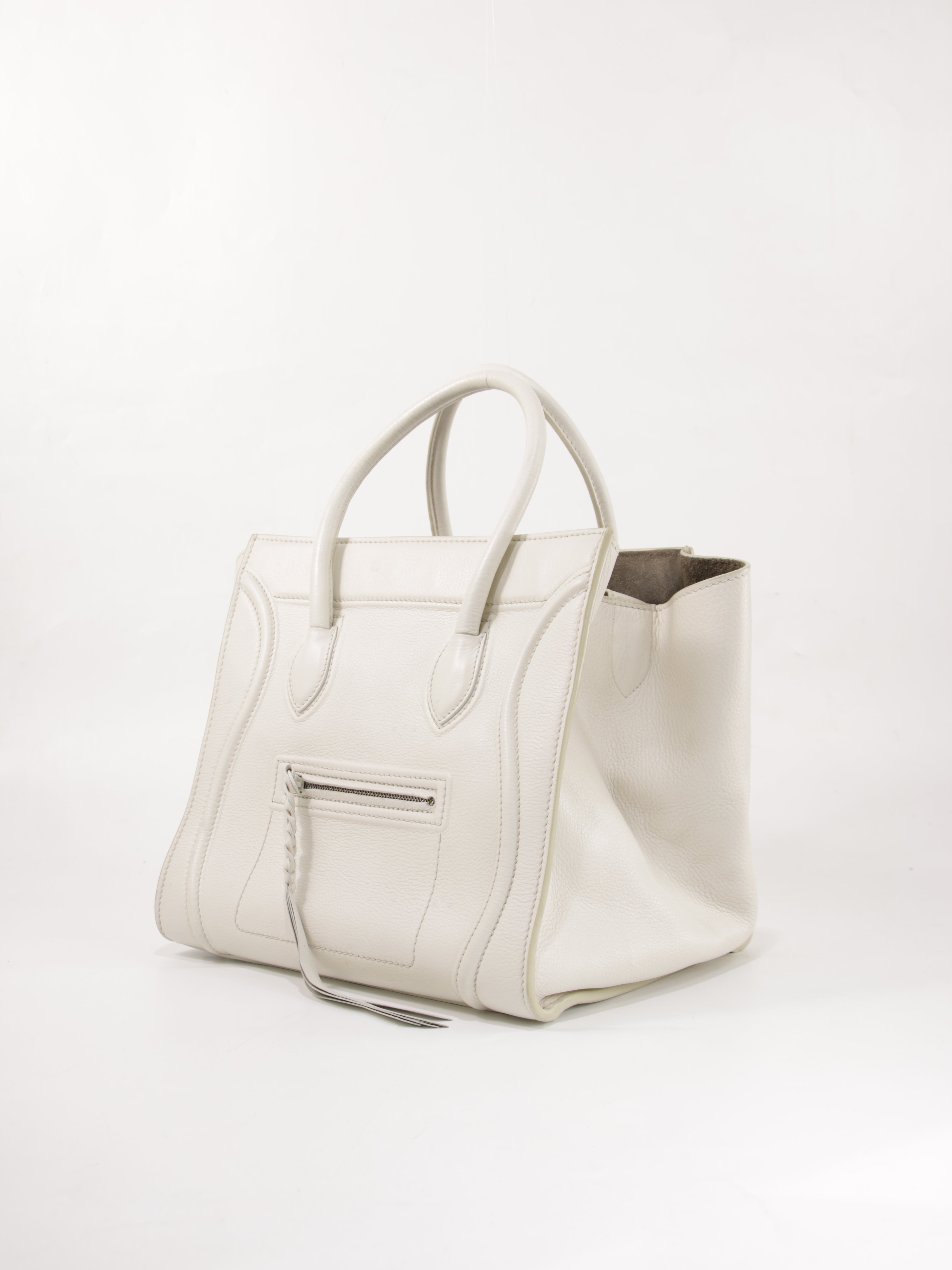 Medium luggage
