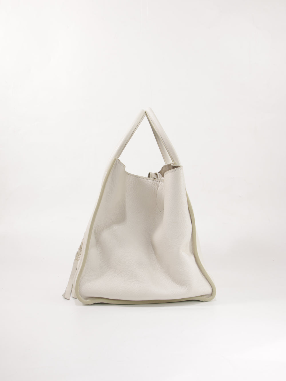 Medium luggage