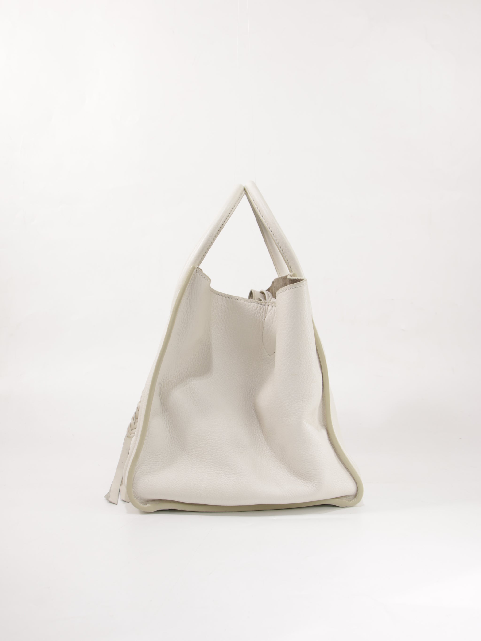 Medium luggage
