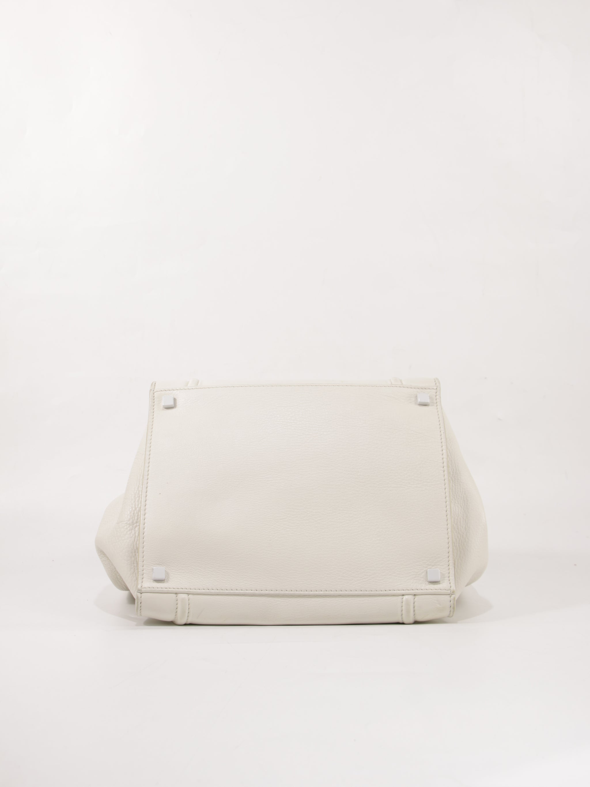 Medium luggage