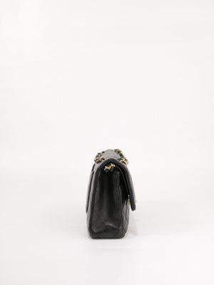 Medium Classic Flap
