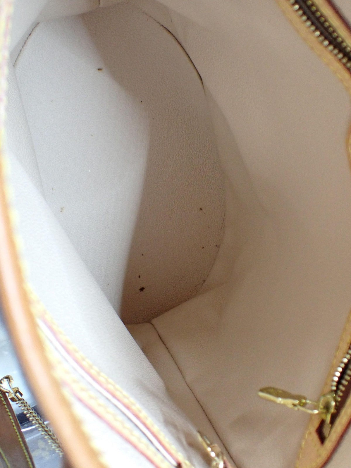 Louis Vuitton Mini Bucket