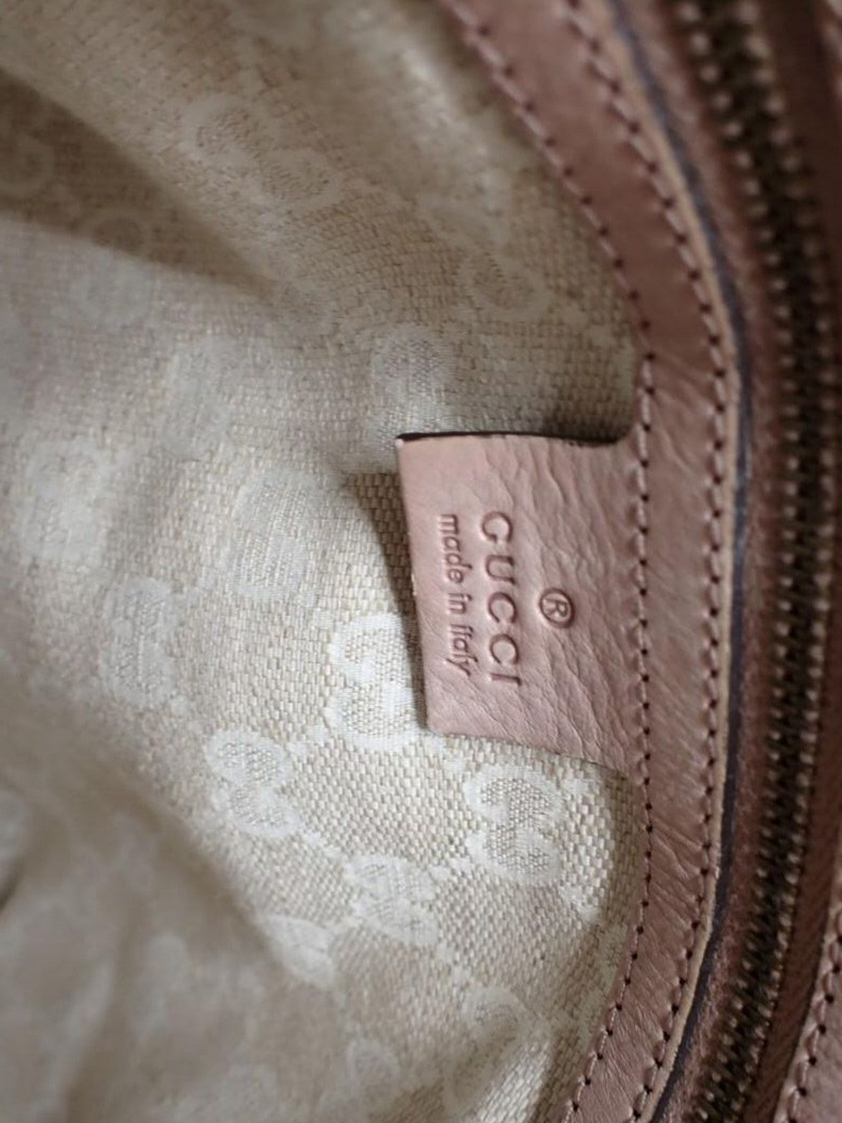 Gucci Shoulder Bag