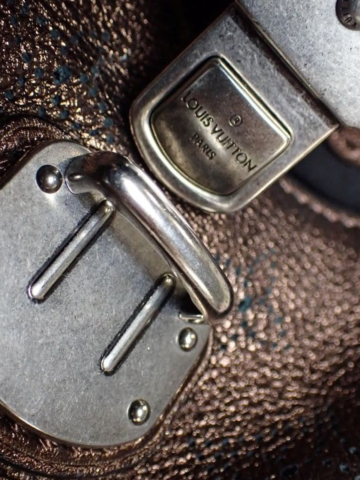 Louis Vuitton Mahina XL