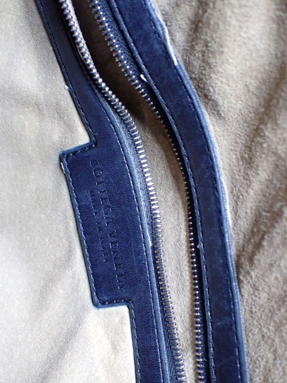 Bottega Veneta Medium Hobo