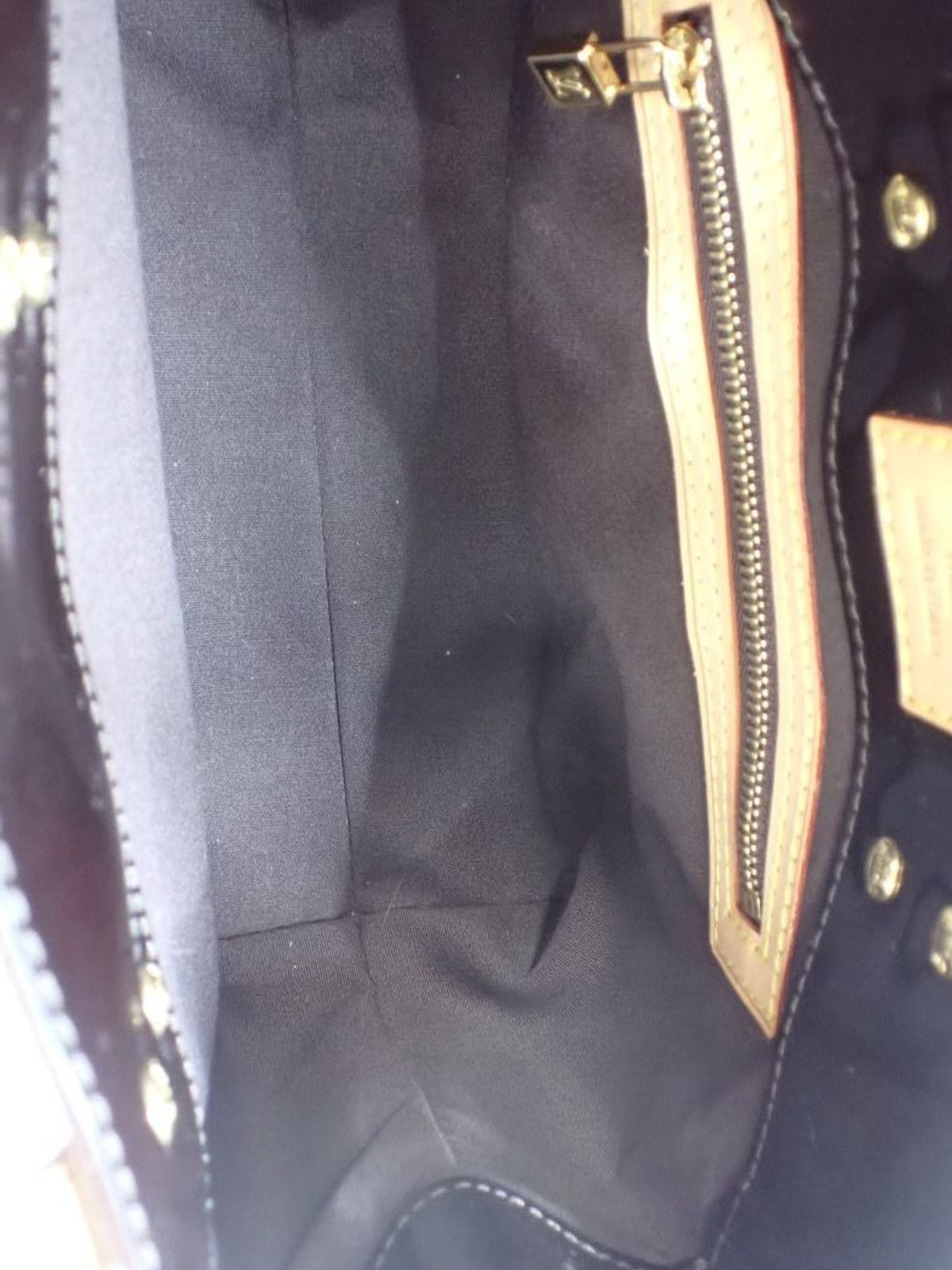 Louis Vuitton Reade PM