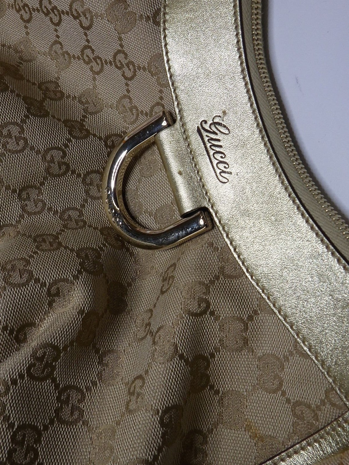 Gucci Abbey D-Ring Small